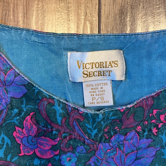Vintage Gold Label Victoria's Secret Teal and Pink Floral Top - Picture 3 of 6
